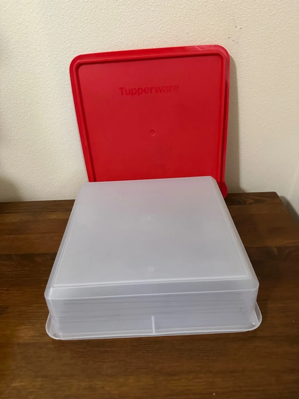 Tupperware: Red-Lid Food Storage Container - Picture 4 of 7